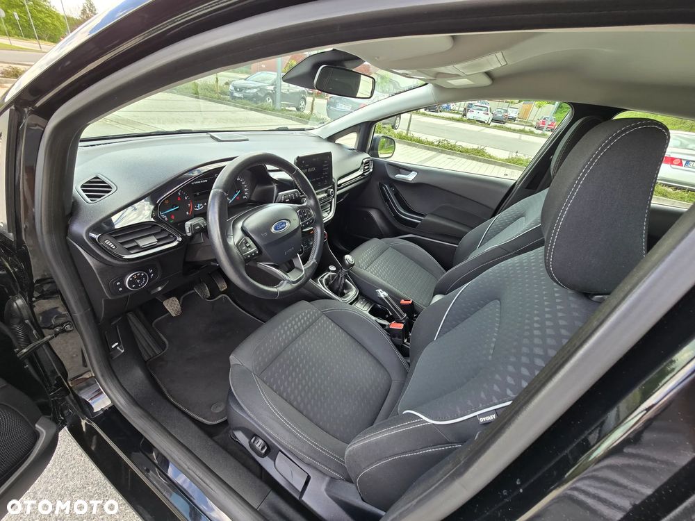 Ford Fiesta 1.1 S&S TITANIUM - 9