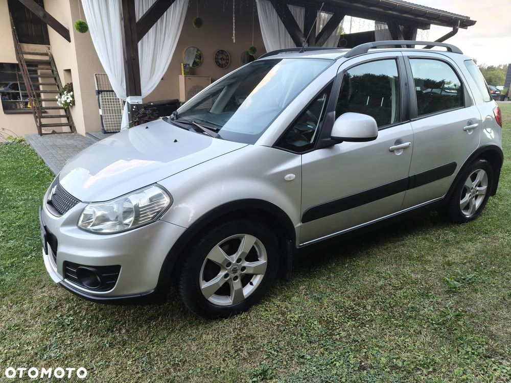Suzuki SX4 1.6 Comfort Plus - 2