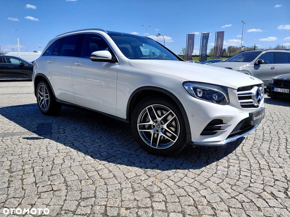 Mercedes-Benz GLC 250 4Matic 9G-TRONIC AMG Line - 15