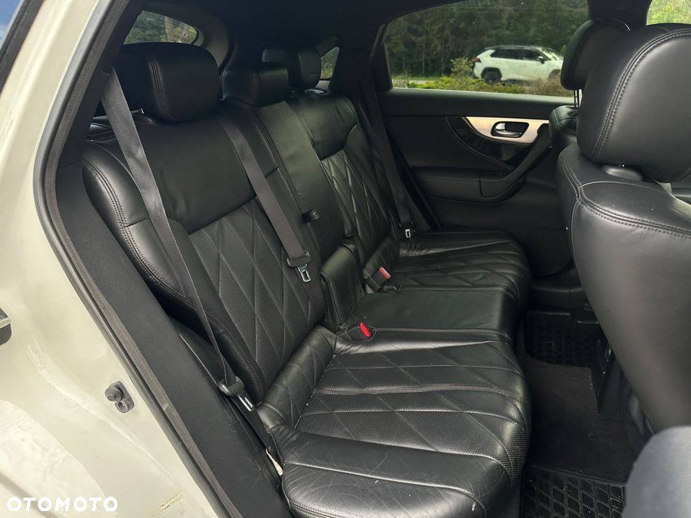 Infiniti FX FX30d AWD S Premium - 9