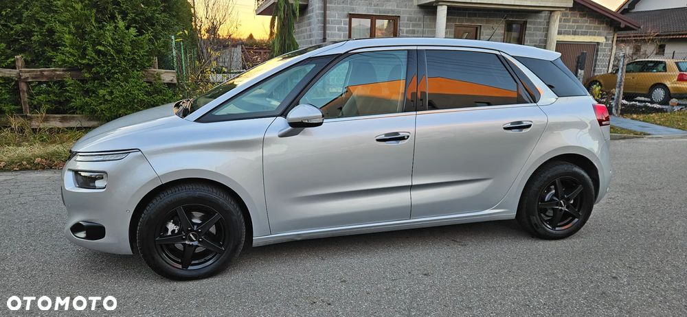 Citroën C4 Picasso 1.6 e-HDi Exclusive - 6
