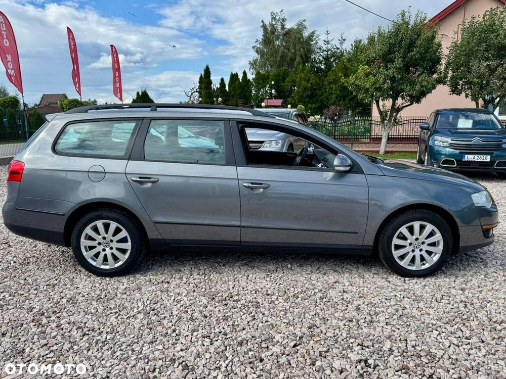 Volkswagen Passat - 15