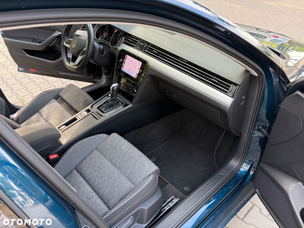 Volkswagen Passat 2.0 TDI EVO Elegance DSG - 20