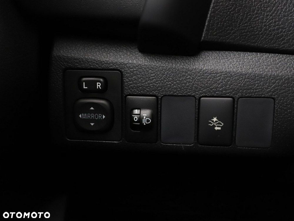 Toyota Auris 1.8 VVT-i Hybrid Automatik Touring Sports Edition-S - 33