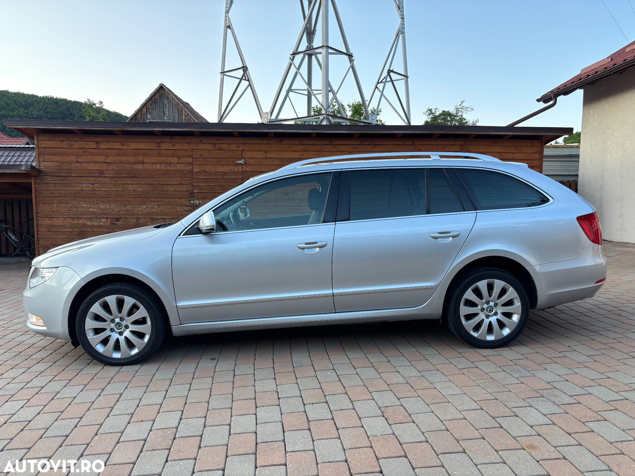 Skoda Superb 2.0 TDI 4x4 DSG Elegance - 10