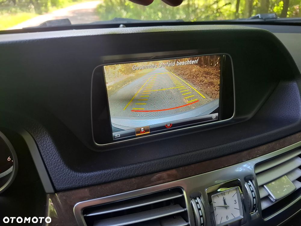 Mercedes-Benz Klasa E 200 BlueTEC - 12