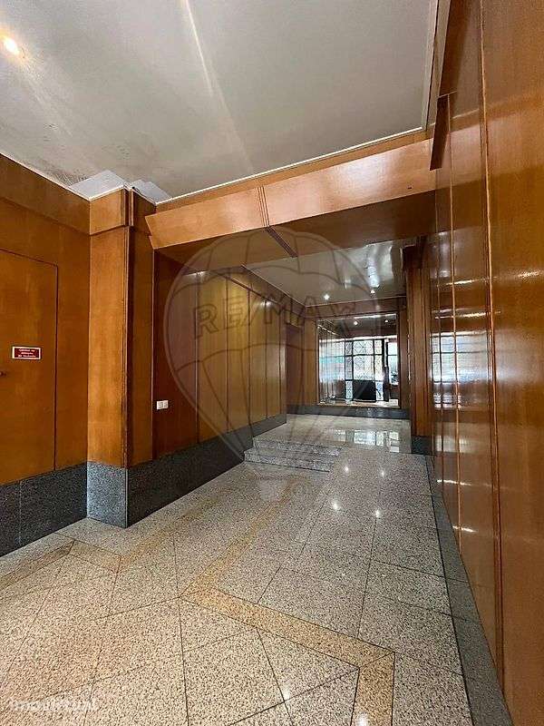 Apartamento T2 para arrendamento - Grande imagem: 2/27
