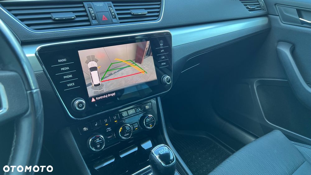 Skoda Superb 2.0 TDI Ambition DSG - 6