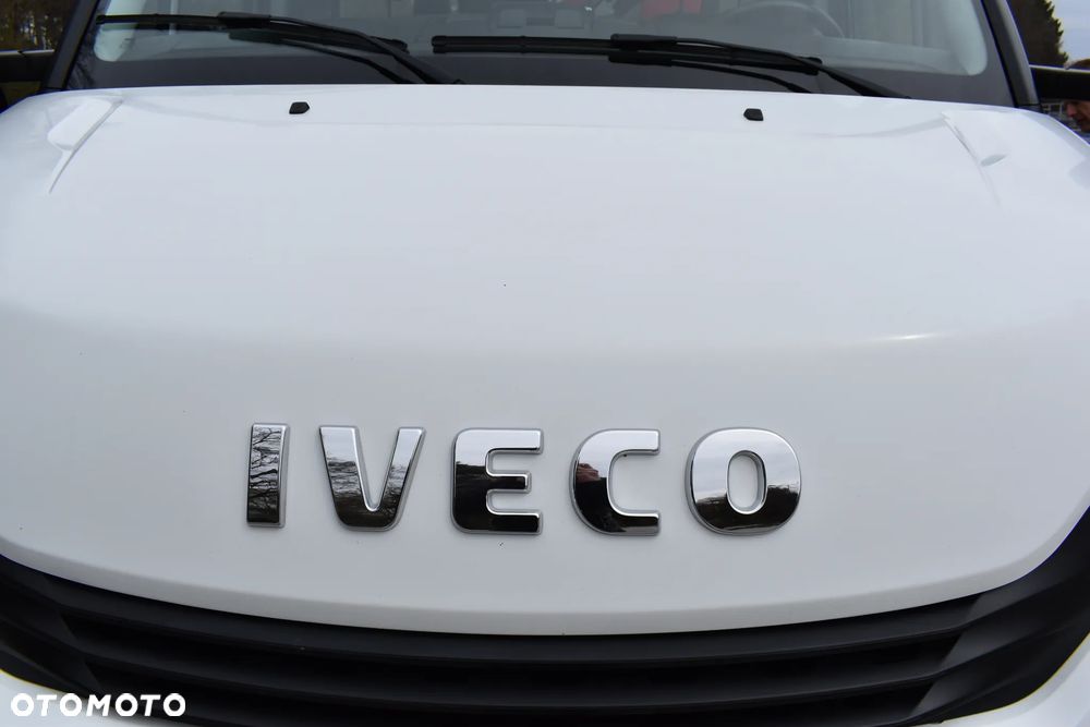 Iveco 35C16 HDS/ ŻURAW FASSI F40 STEROWANIE RADIOWE/NISKI PRZEBIEG - 9