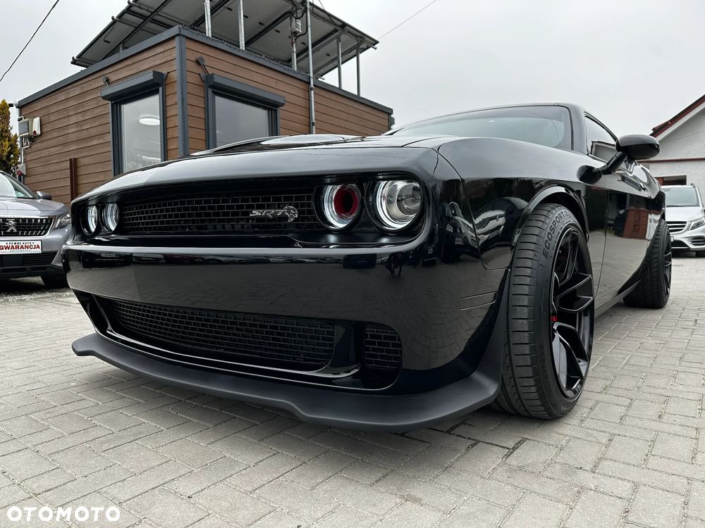 Dodge Challenger - 31
