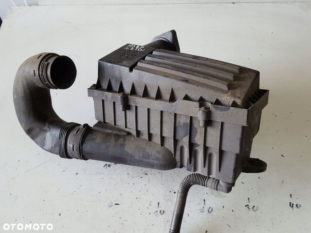 AUDI A3 8P 03-12 1.9 TDI OBUDOWA FILTRA POWIETRZA - 2