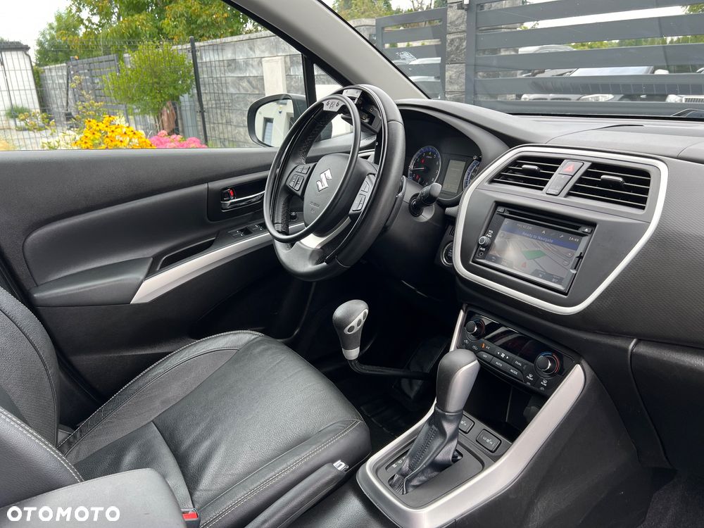 Suzuki SX4 1.6 Premium - 18
