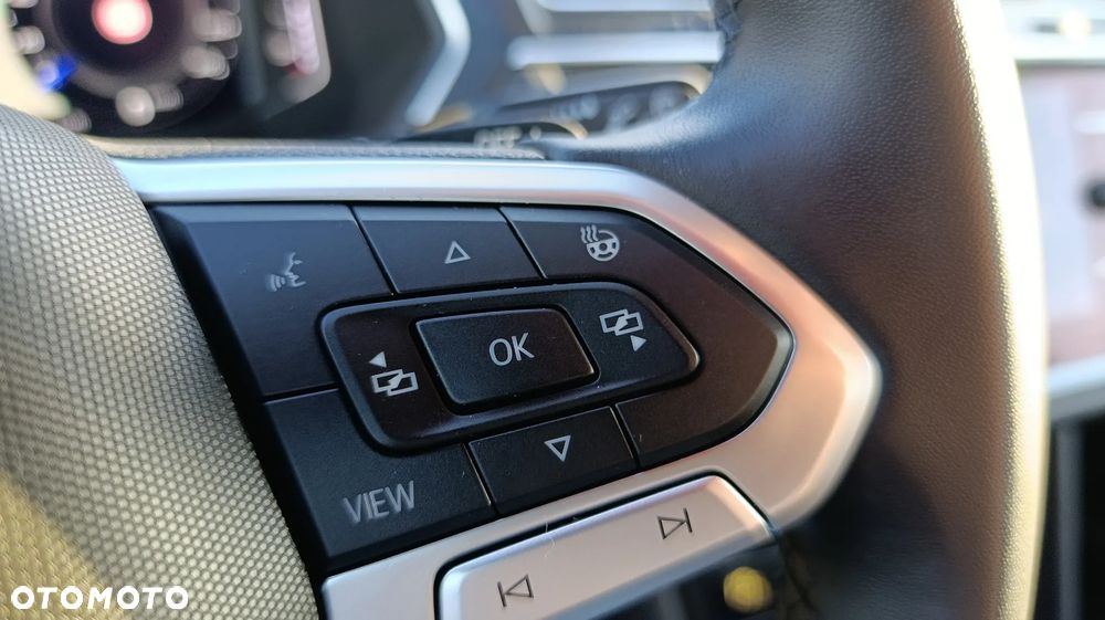 Volkswagen Tiguan - 36