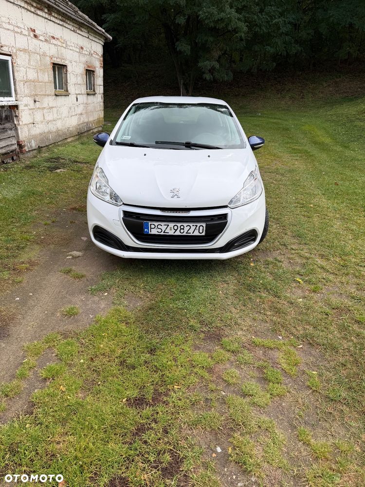 Peugeot 208 2018 photo 4