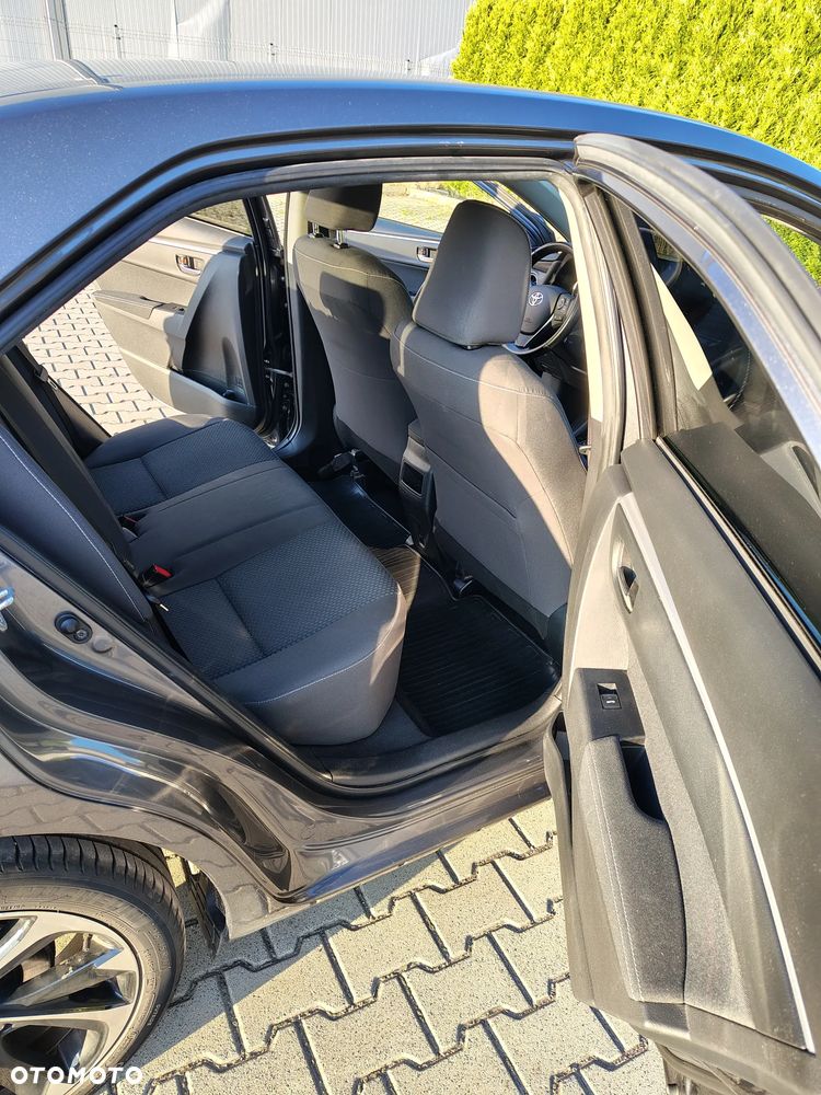 Toyota Corolla 1.6 Comfort MS - 12