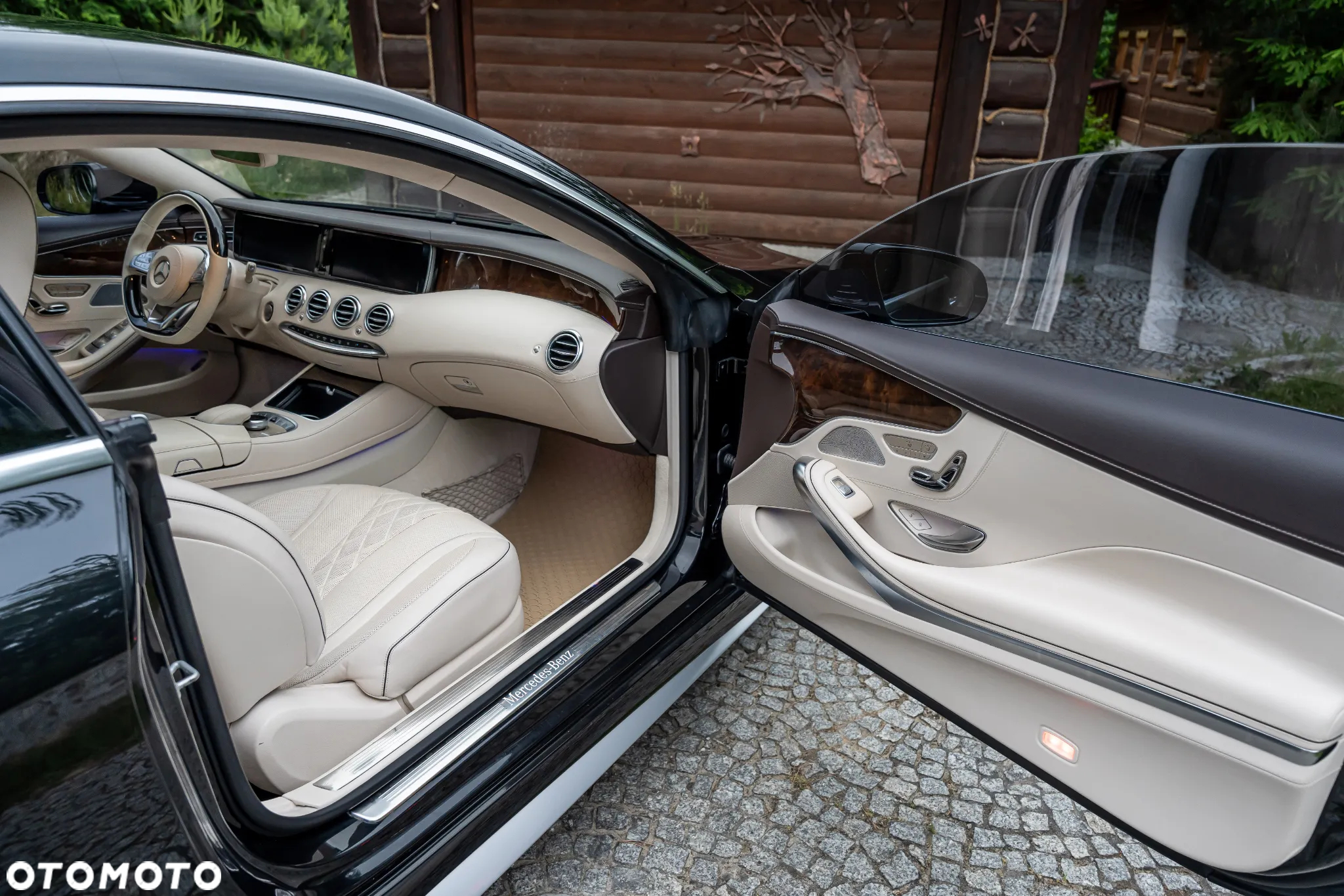 Mercedes-Benz Klasa S 500 Coupe 4-Matic 7G-TRONIC - 26