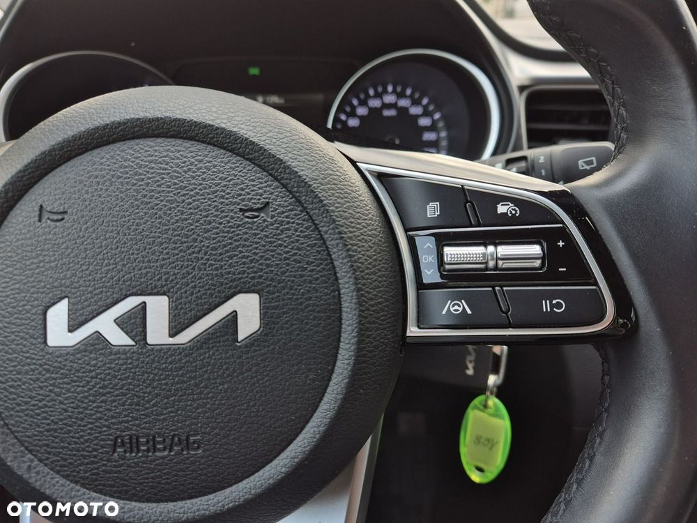 Kia Ceed 1.5 T-GDI M - 22