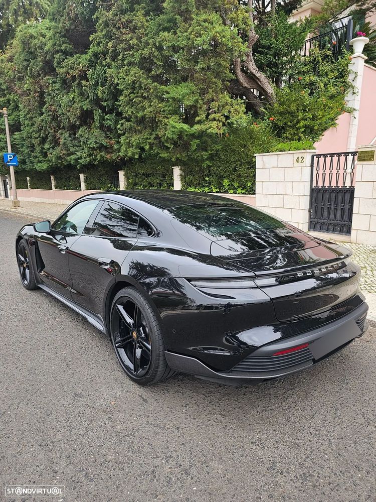 Porsche Taycan Turbo S - 1