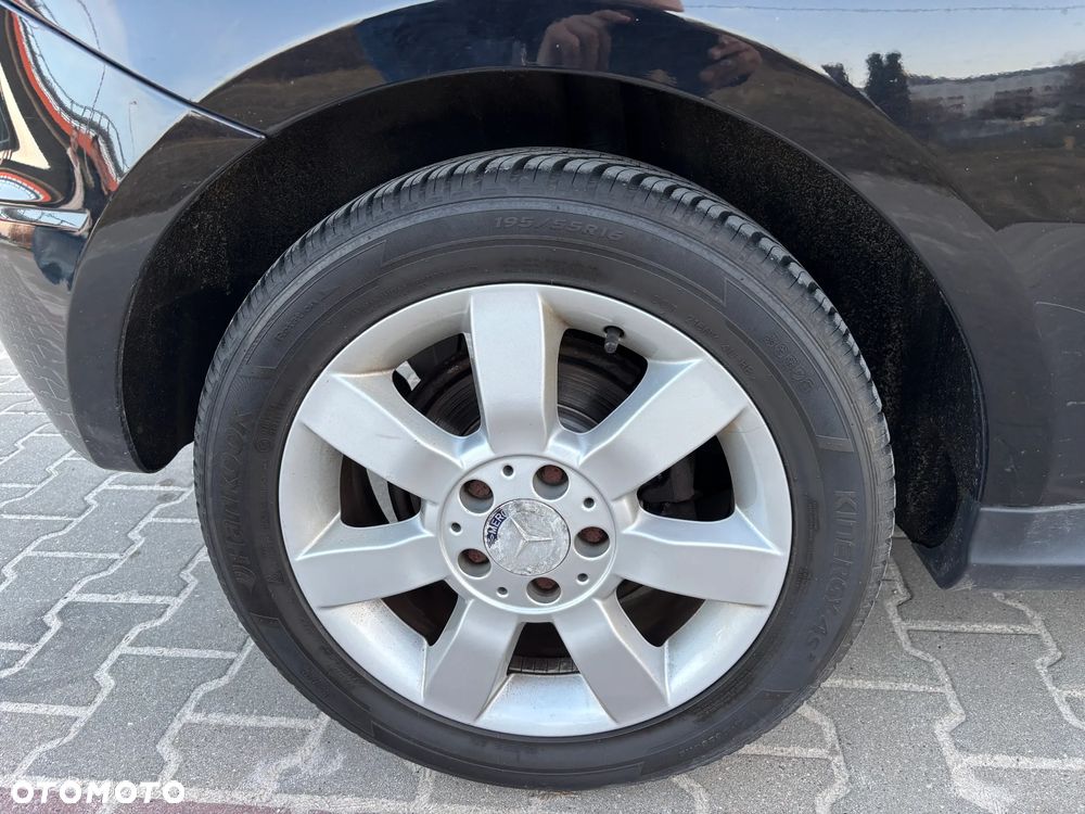 Mercedes-Benz Klasa A 160 BlueEFFICIENCY Elegance Special Edition - 25