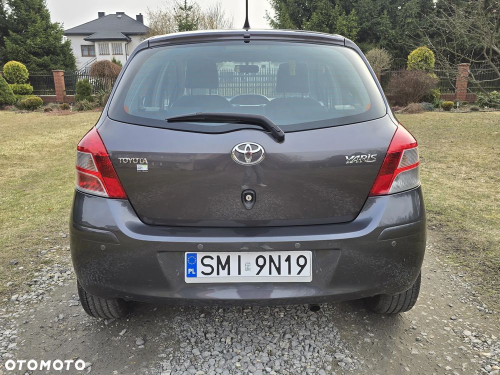 Toyota Yaris 1.33 Luna - 10
