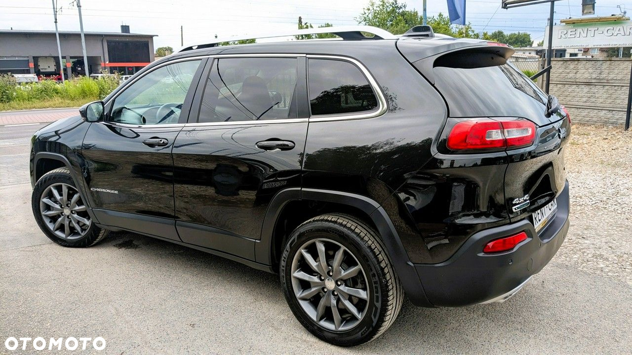 Jeep Cherokee - 5