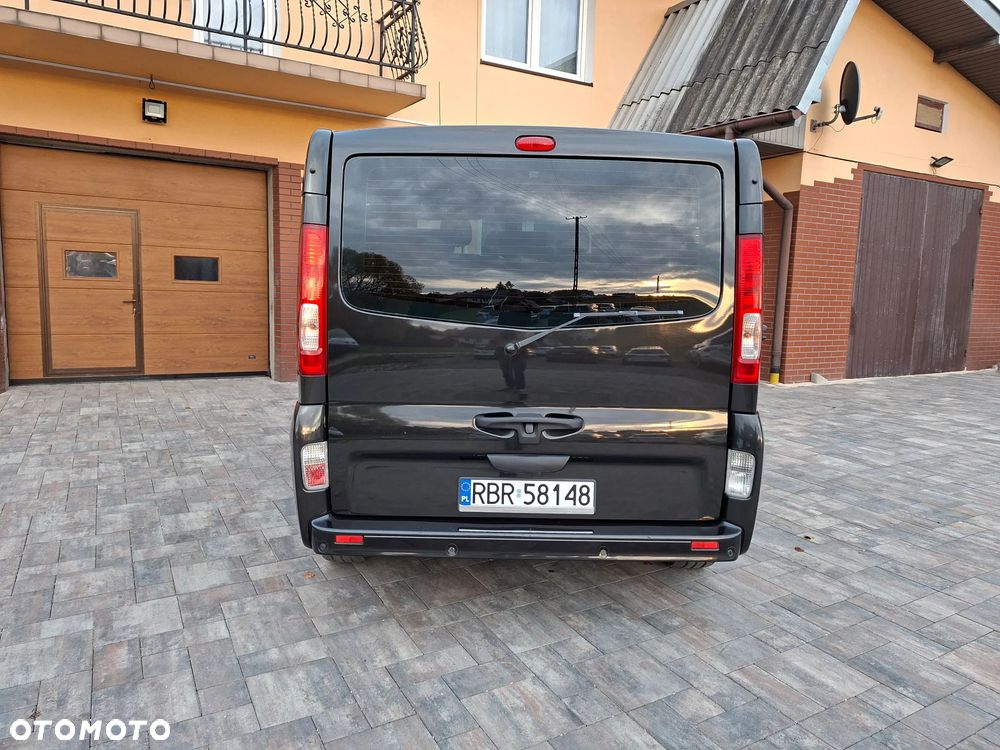 Renault Trafic - 12