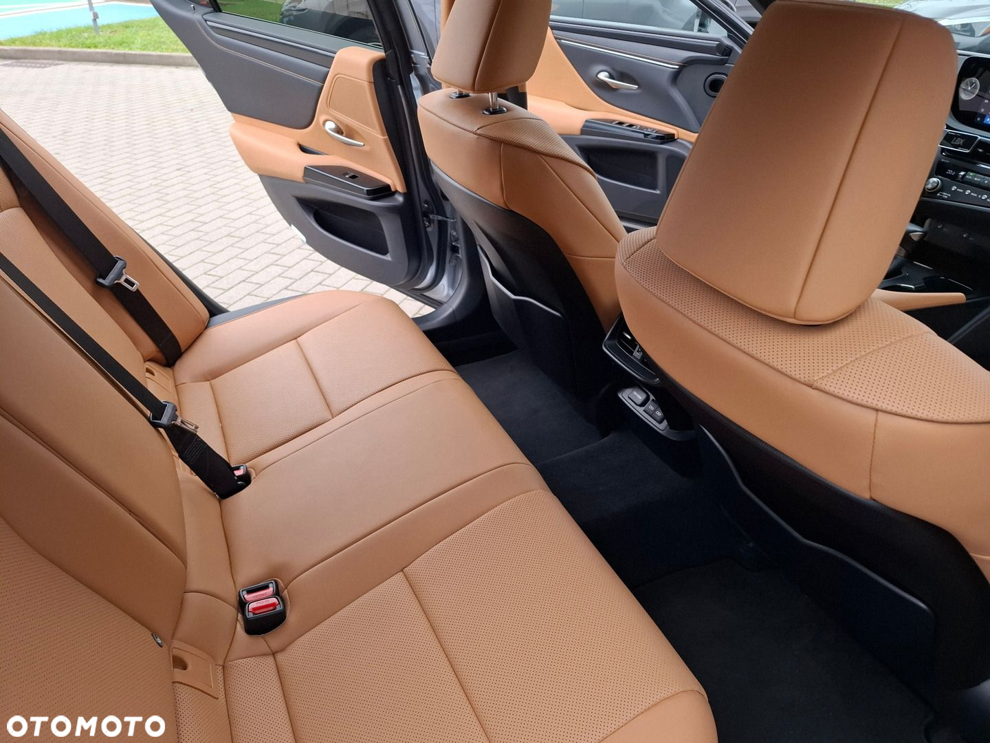 Lexus ES - 23