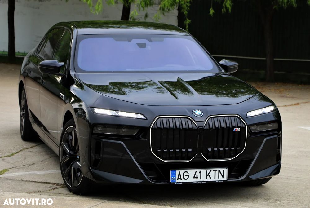 BMW M7 M760e xDrive AT PHEV - 15