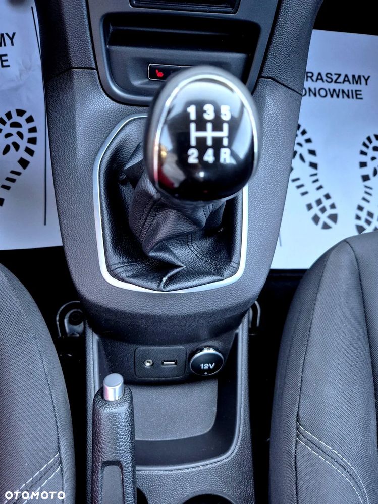 Ford Fiesta - 28