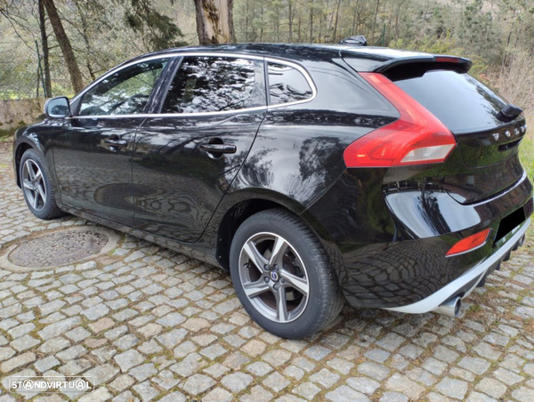 Volvo V40 2.0 D2 R-Design