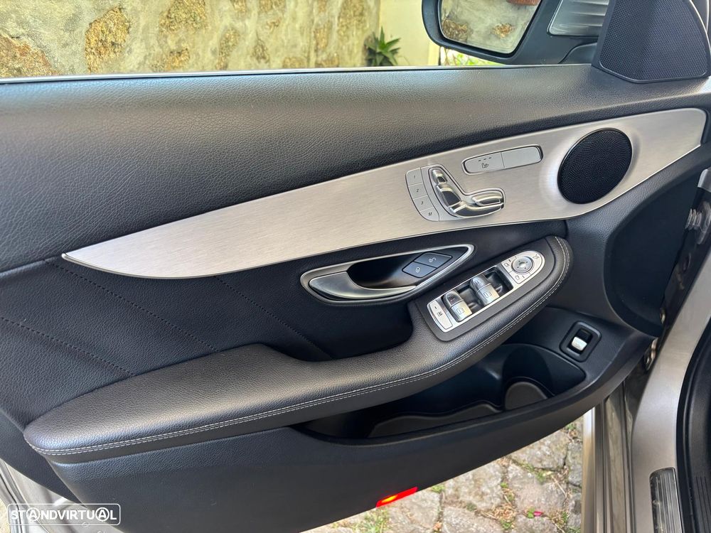 Mercedes-Benz C 300 de AMG Line - 15