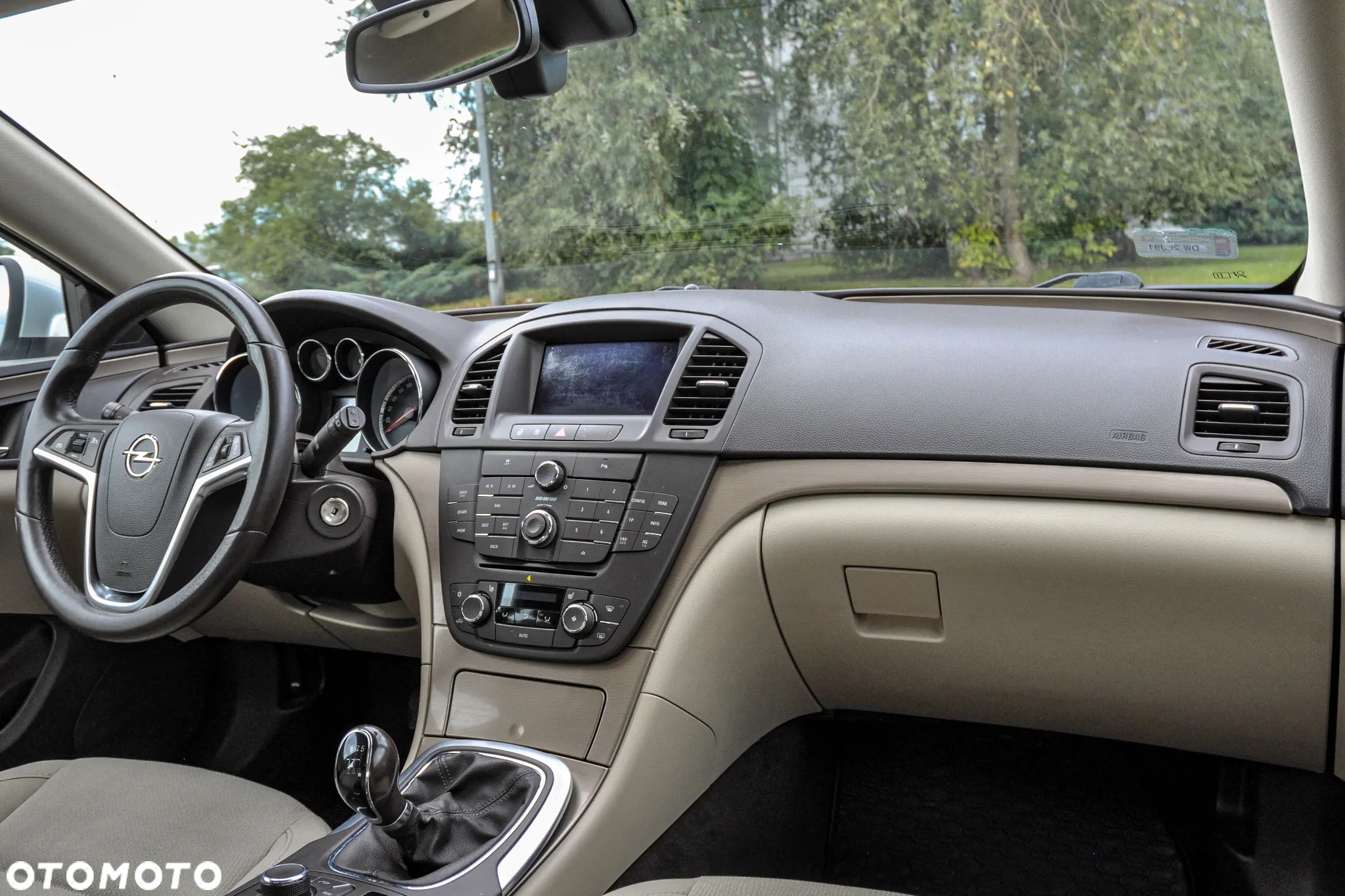Opel Insignia - 10