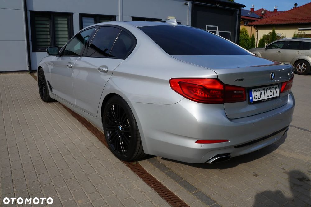 BMW Seria 5 540i xDrive Luxury Line - 6