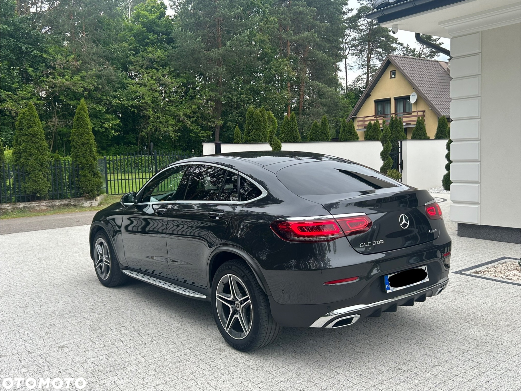 Mercedes-Benz GLC Coupe 300 4-Matic - 10
