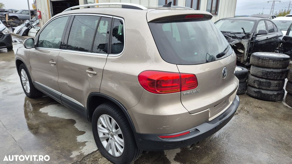 Dezmembram Volkswagen Tiguan 2012 2.0tdi CFF Automat DSG 4X4 - 4