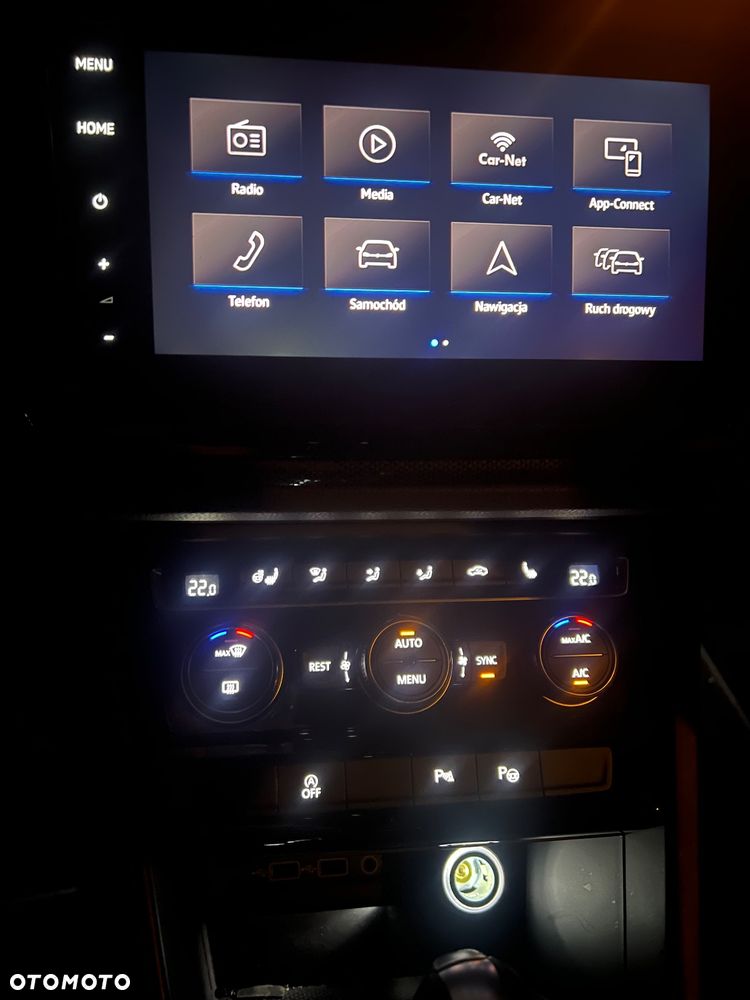 Volkswagen Touran 2.0 TDI BMT United DSG - 3