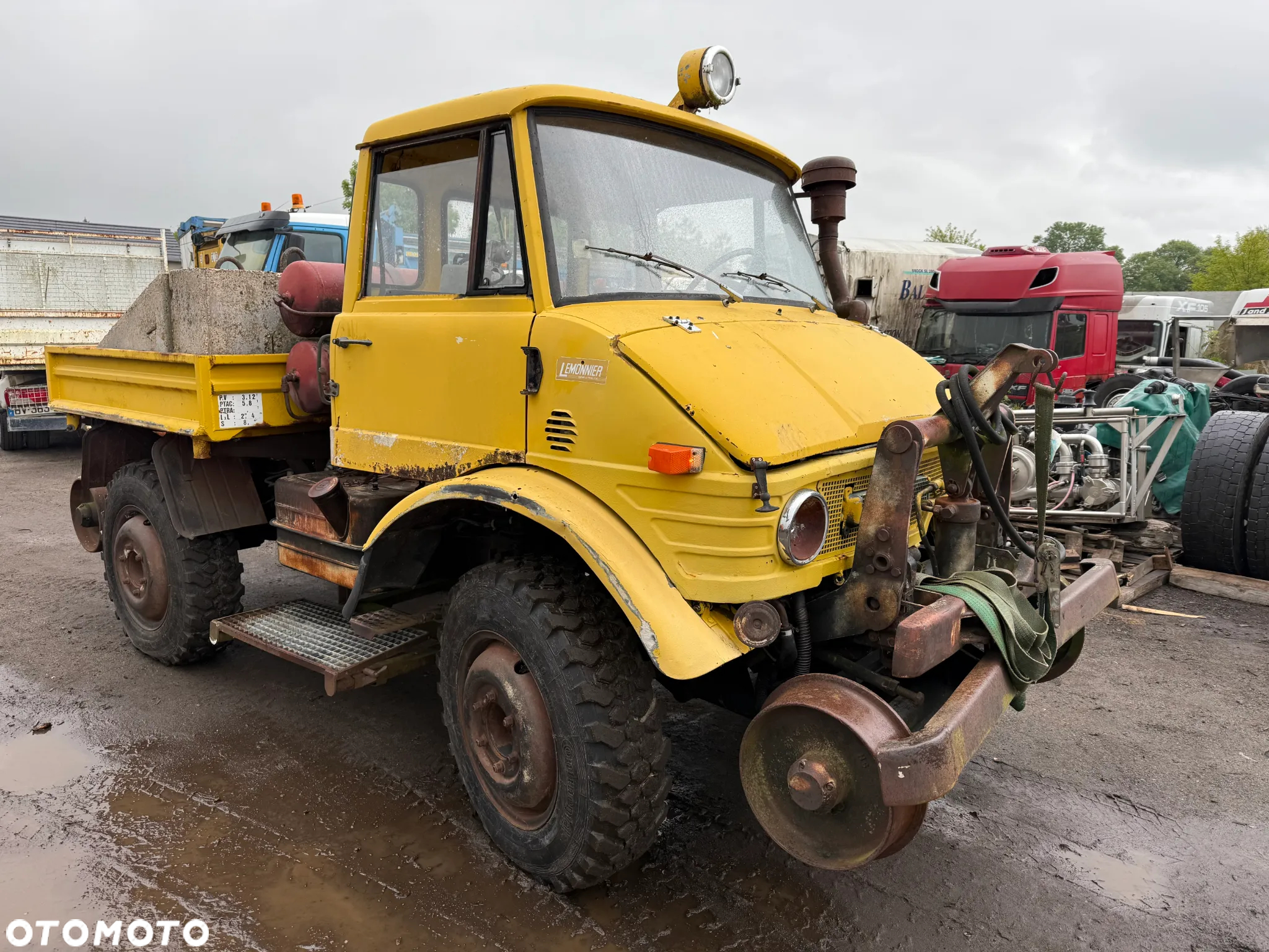 Mercedes-Benz UNIMOG 406B - 6