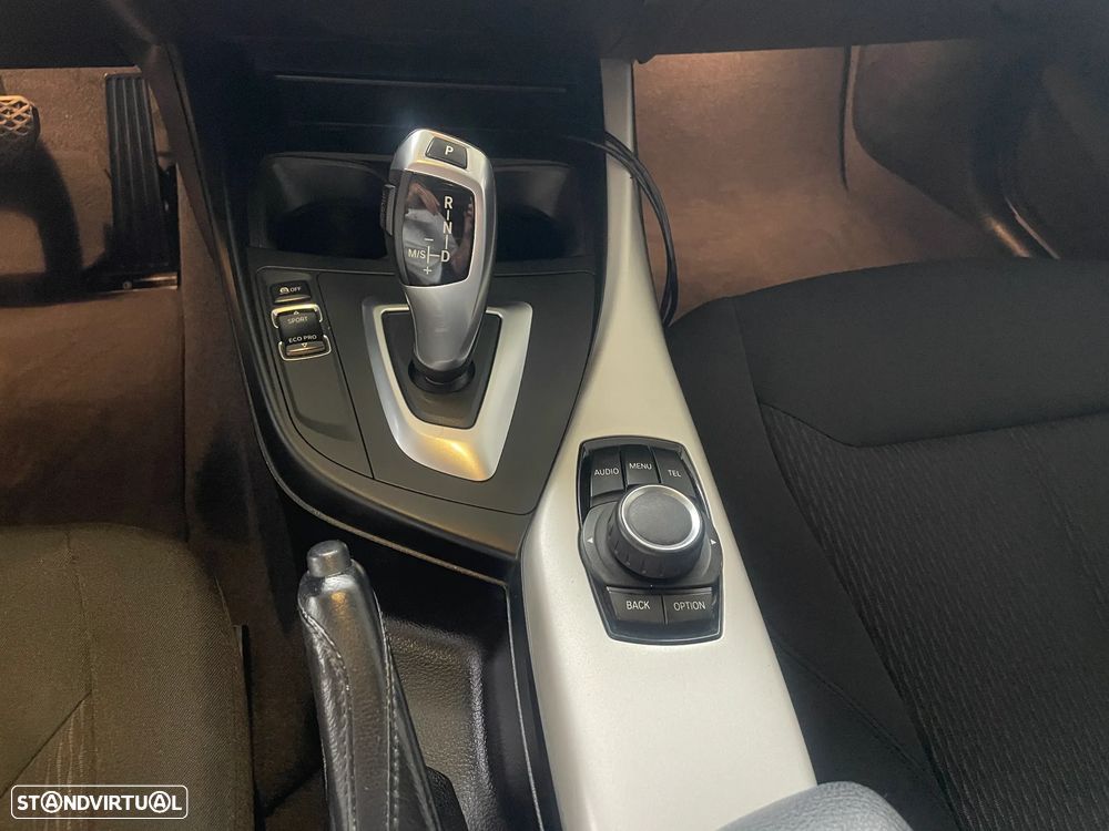 BMW 116 d Aut. Advantage - 15