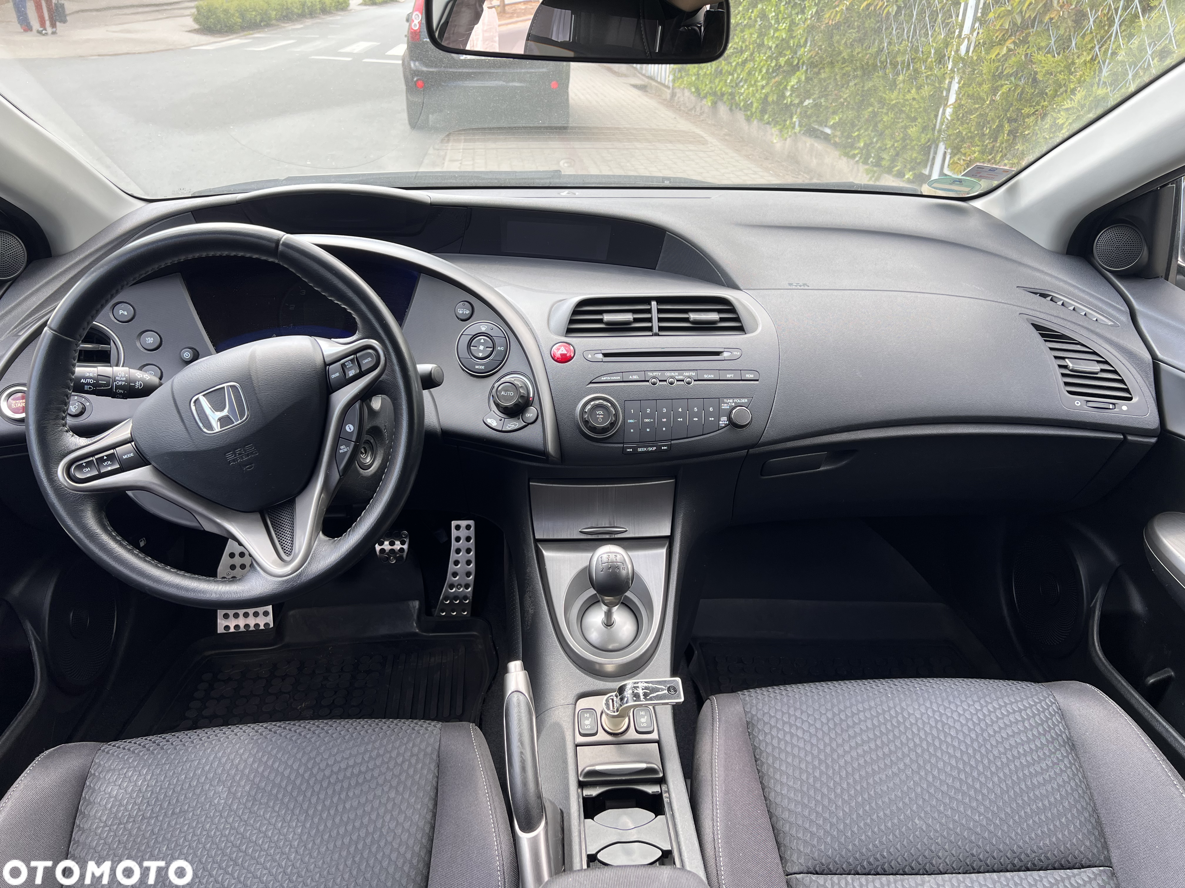 Honda Civic 1.8 Sport - 12