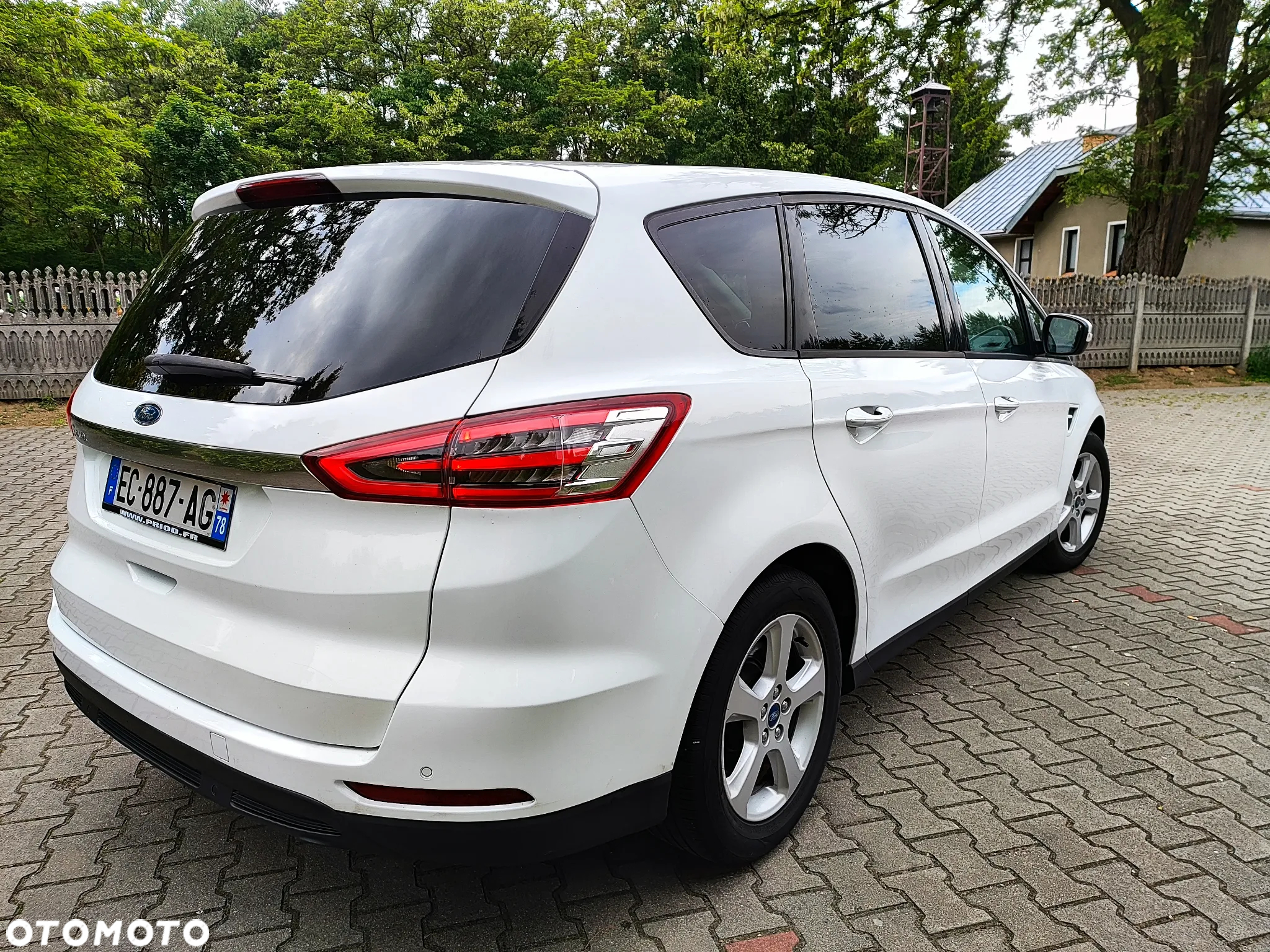 Ford S-Max 2.0 TDCi Trend - 4