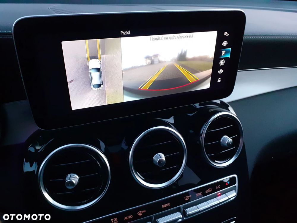 Mercedes-Benz GLC 220 d 4-Matic - 33