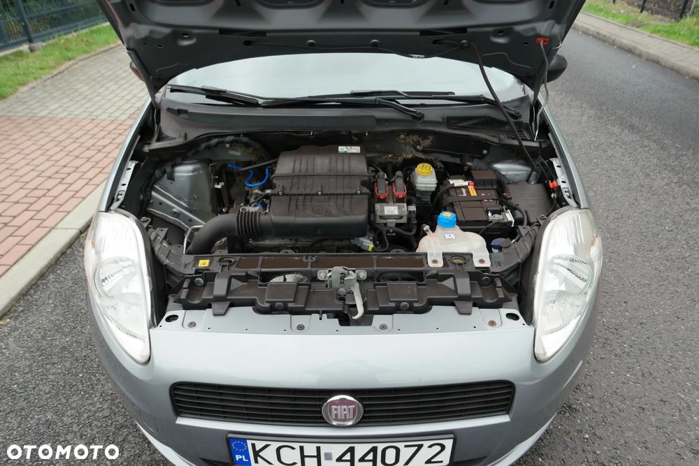 Fiat Grande Punto 1.2 8V - 19