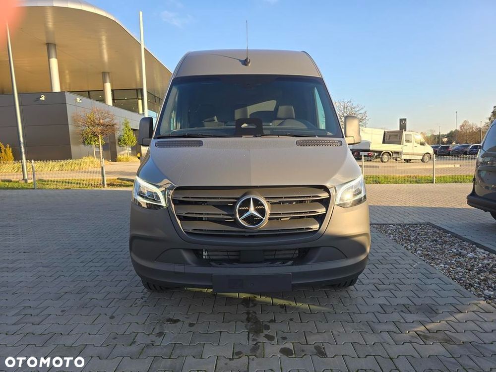 Mercedes-Benz Sprinter 317 CDI Long PRO 9G-Tronic - 2