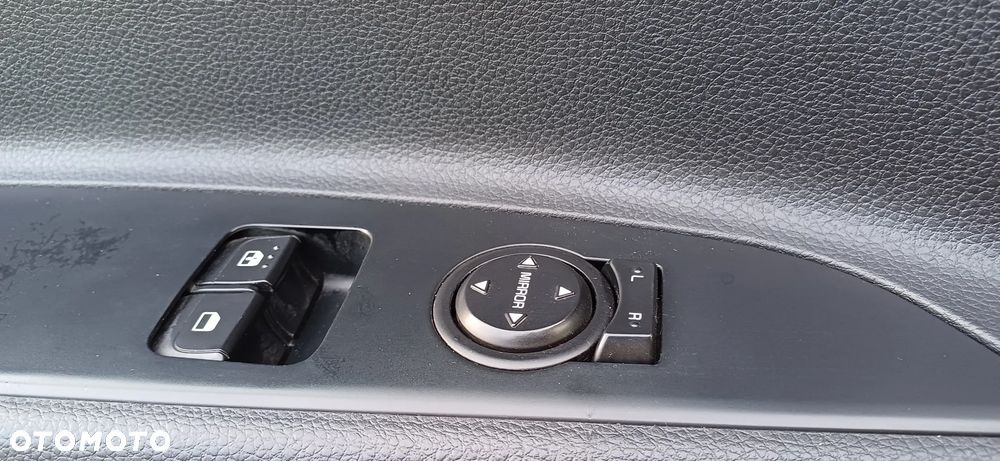 Kia Rio 1.2 M - 25