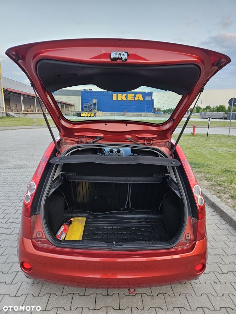 Ford Fiesta - 7