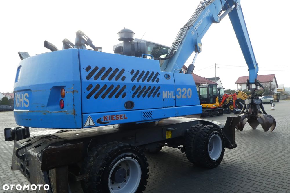 Fuchs MHL 320 Z NIEMIEC PRZEŁADUNKOWY - 12