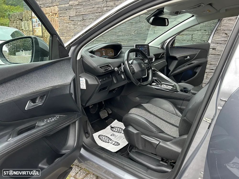 Peugeot 3008 BlueHDi 130 Stop & Start EAT8 Allure Pack - 9