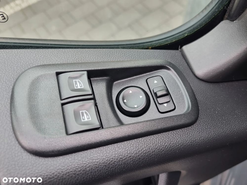 Renault MASTER AUTOLAWETA MOTOWEKTOR - 12