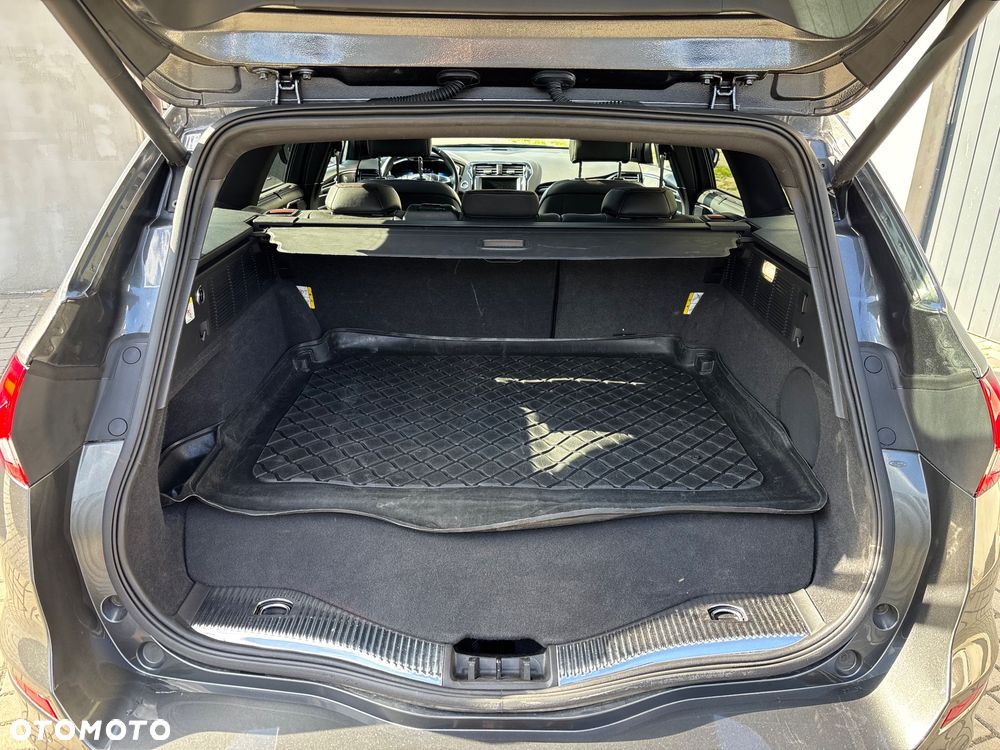 Ford Mondeo - 24