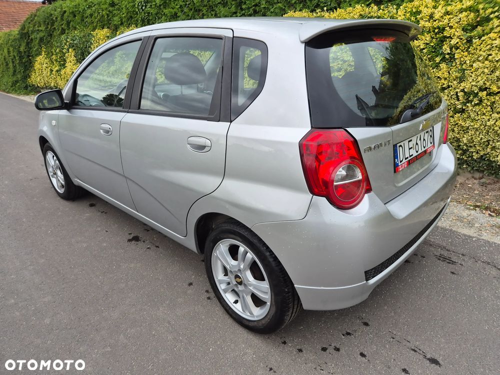 Chevrolet Aveo 1.4 16V LT - 6